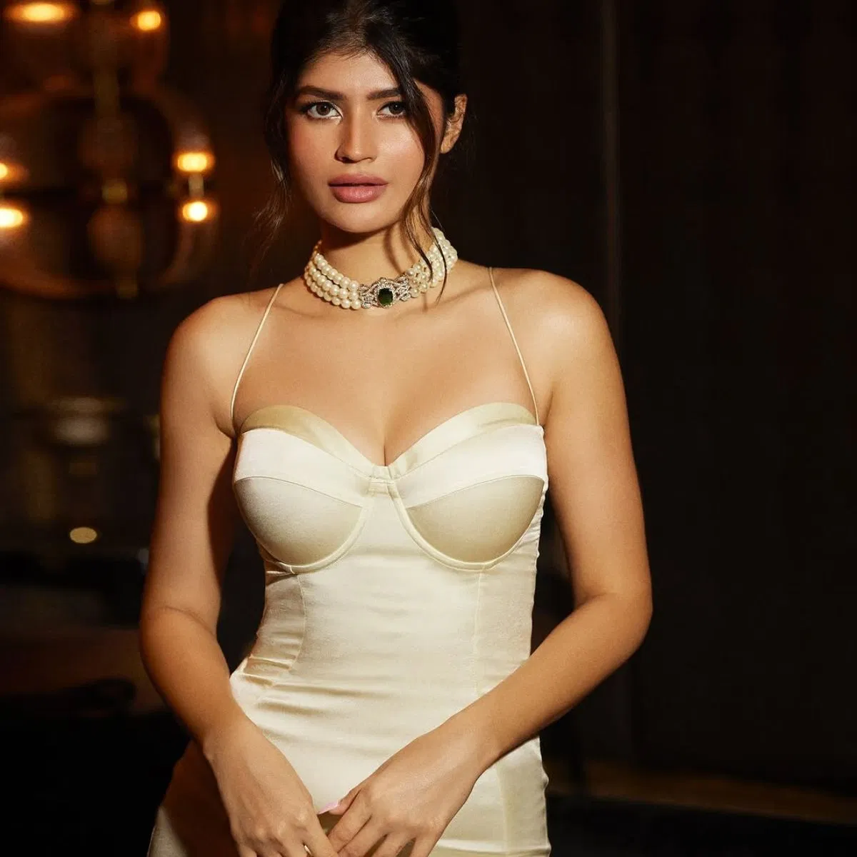 Varun dhawan niece anjini dhawan